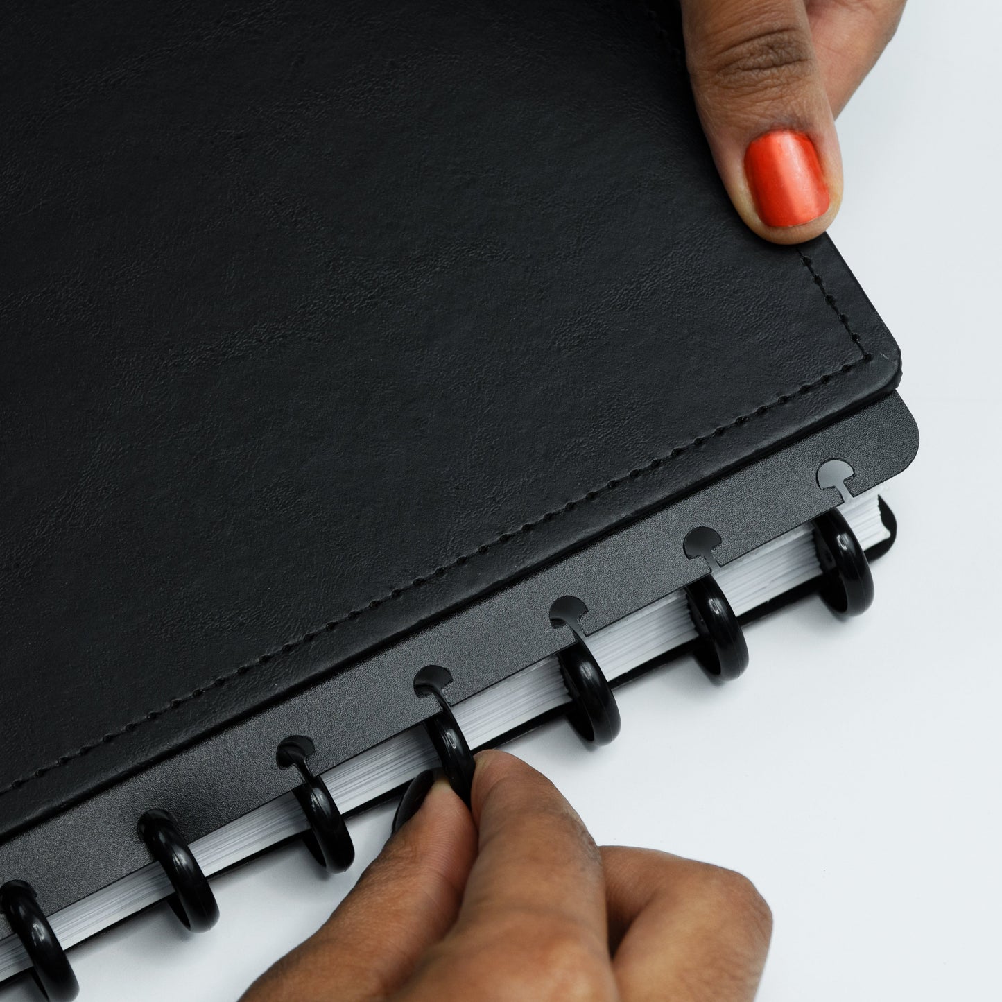 Caderno Rose Key by Isabela Akkari Caderno Inteligente ®